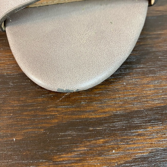 American Eagle Heels Women's Gray Strappy Size 7.5 US Zip Up. - Picture 7 of 7